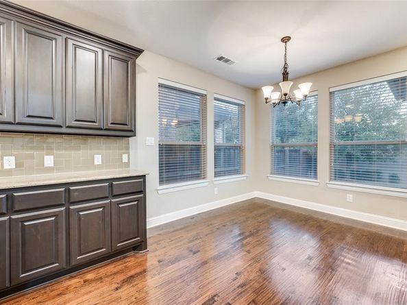 6142  Hollywood Drive , Irving Texas 75039