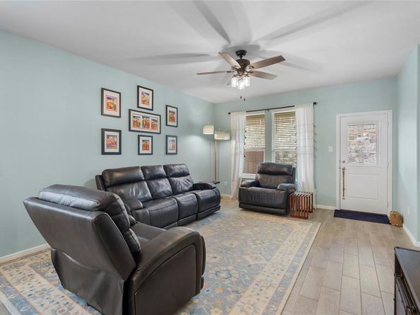 9621  Cherryville Road , Fort Worth Texas 76108