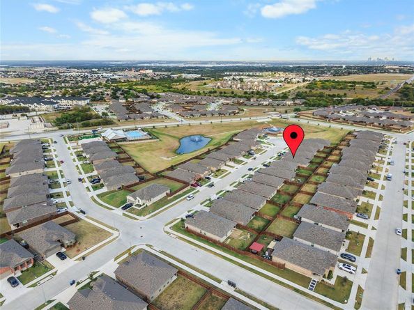 9621  Cherryville Road , Fort Worth Texas 76108