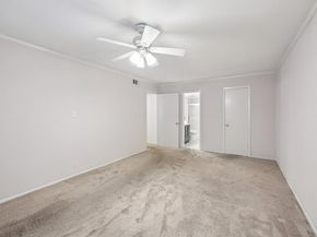 1401  Forest Edge Drive  21, Arlington Texas 76013