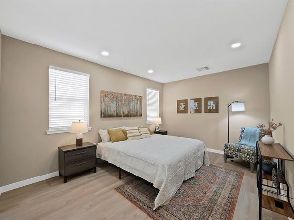 12135  Oberlin Drive , Dallas Texas 75243