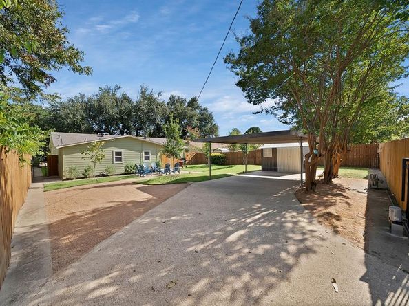 12135  Oberlin Drive , Dallas Texas 75243