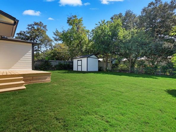 2300  Cunningham Street , Irving Texas 75062