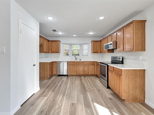 545  Winbridge Lane , Fort Worth Texas 76052