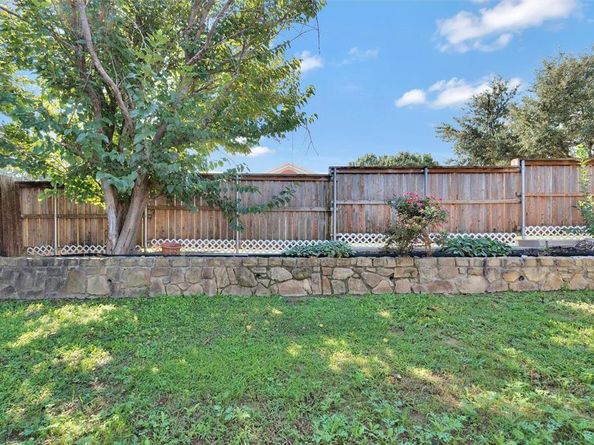 545  Winbridge Lane , Fort Worth Texas 76052
