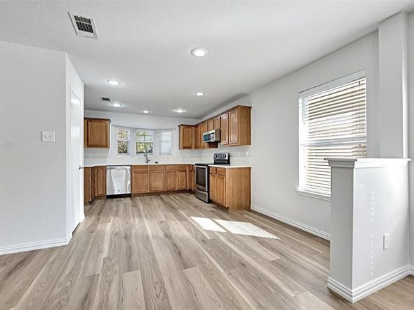 545  Winbridge Lane , Fort Worth Texas 76052