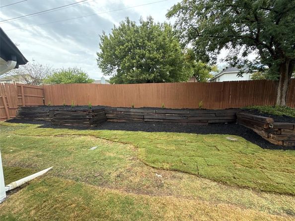 2025  Sancerre Lane , Carrollton Texas 75007