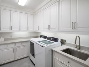 2908  Hood Street , Dallas Texas 75219
