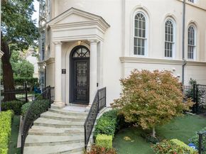 2908  Hood Street , Dallas Texas 75219