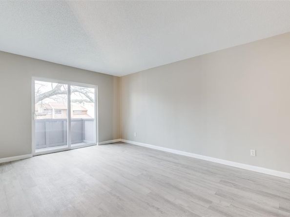 5833  Harvest Hill Road  2071, Dallas Texas 75230