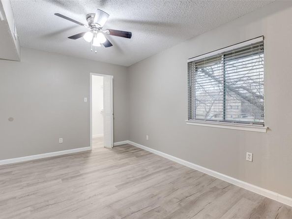 5833  Harvest Hill Road  2071, Dallas Texas 75230