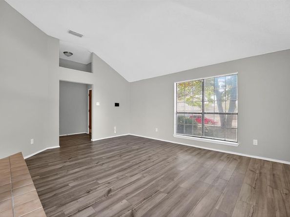 904  Breckenridge Drive , DeSoto Texas 75115