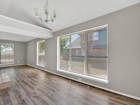 904  Breckenridge Drive , DeSoto Texas 75115