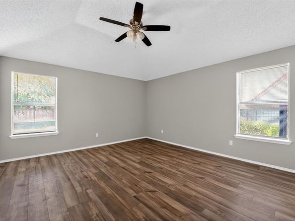 904  Breckenridge Drive , DeSoto Texas 75115