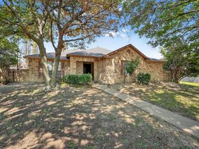 904  Breckenridge Drive , DeSoto Texas 75115