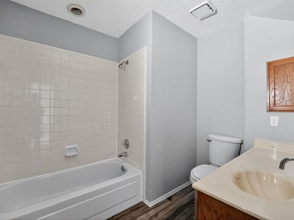 904  Breckenridge Drive , DeSoto Texas 75115