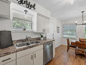 1711  Barton Drive , Arlington Texas 76010