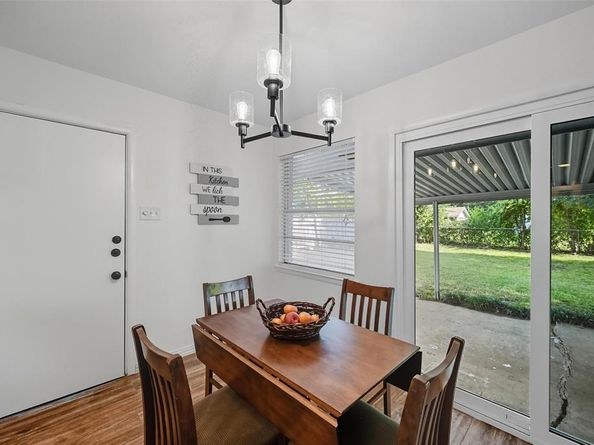 1711  Barton Drive , Arlington Texas 76010
