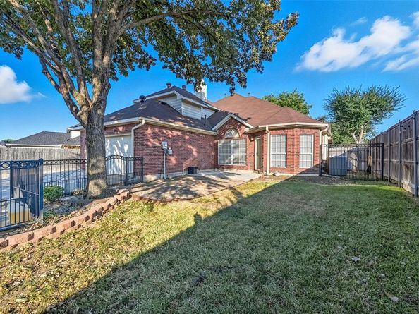 3  Bryan Court , Mansfield Texas 76063