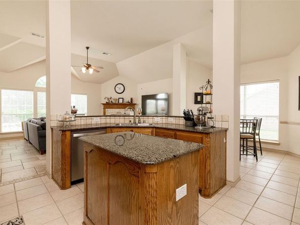 3404  Brookshire Run , Corinth Texas 76210