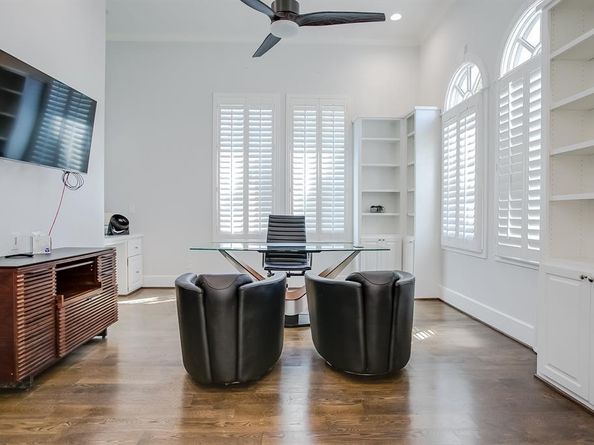 6319  Turner Way , Dallas Texas 75230