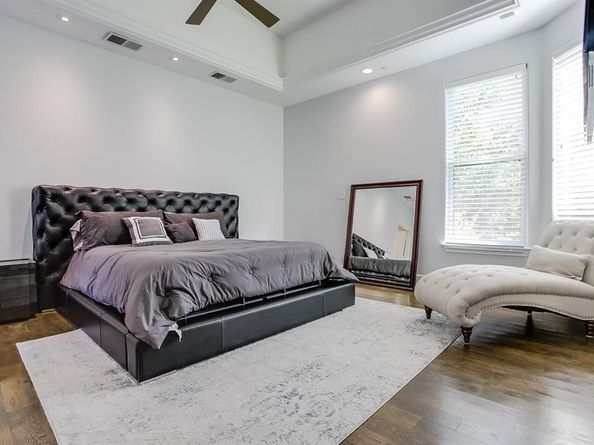 6319  Turner Way , Dallas Texas 75230