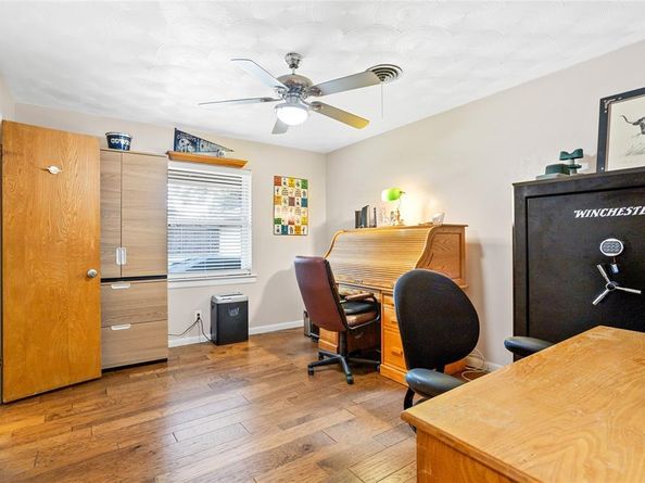 1012  Walnut Drive , Arlington Texas 76012