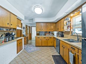 1012  Walnut Drive , Arlington Texas 76012