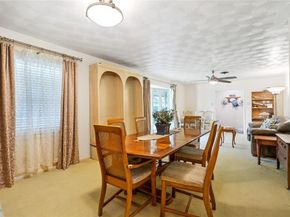 1012  Walnut Drive , Arlington Texas 76012