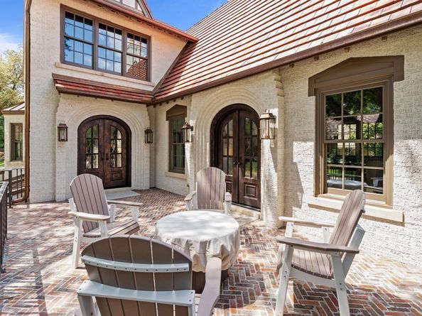 2336  Medford Court E, Fort Worth Texas 76109