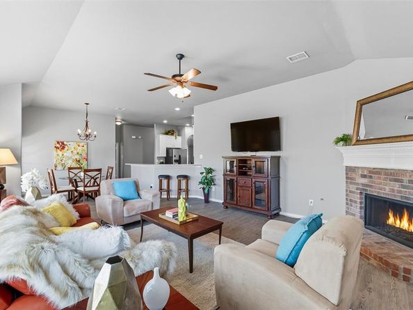 5005  Hopewell Drive , Garland Texas 75043
