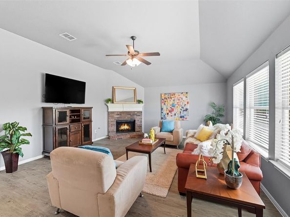 5005  Hopewell Drive , Garland Texas 75043