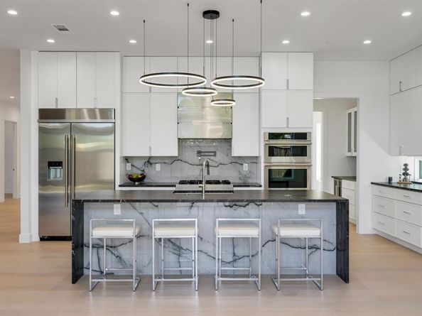 3813  Cortez Drive , Dallas Texas 75220