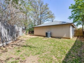 5008  Santa Fe Court , Arlington Texas 76017