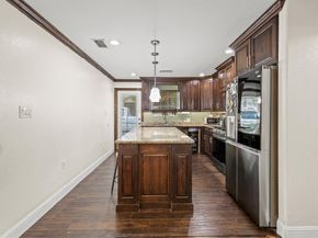 5643  Churchill Avenue , Dallas Texas 75227