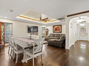 5643  Churchill Avenue , Dallas Texas 75227