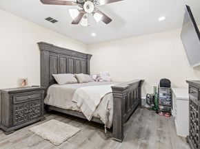 5643  Churchill Avenue , Dallas Texas 75227