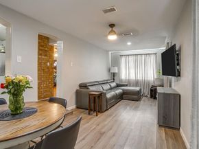 605  Schieme Street , River Oaks Texas 76114