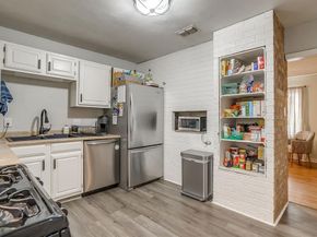 605  Schieme Street , River Oaks Texas 76114