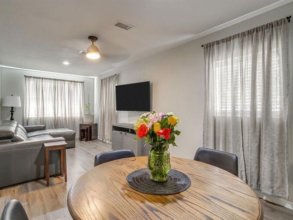 605  Schieme Street , River Oaks Texas 76114