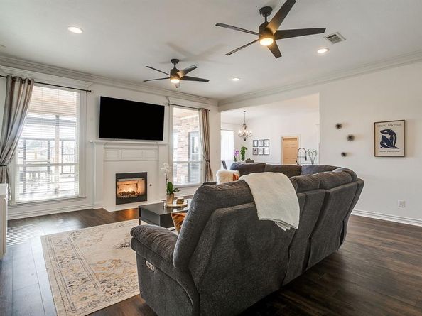 1008  Dapple Gray Road , Crowley Texas 76036