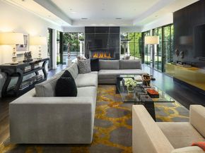 6039  Waggoner Drive , Dallas Texas 75230