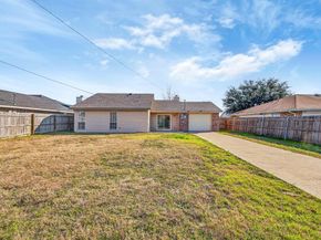 2709  College Park Drive , Rowlett Texas 75088