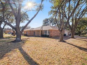 1860  Larkspur Drive , Arlington Texas 76013