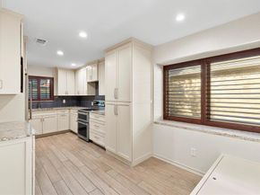 7708  Lemmonwood Drive , Dallas Texas 75231