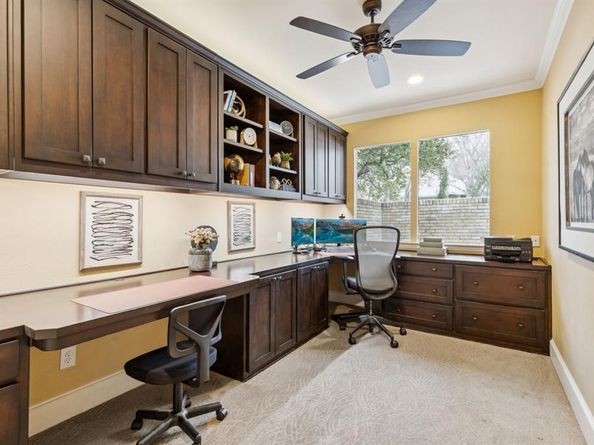 6830  Gateridge Drive , Dallas Texas 75254