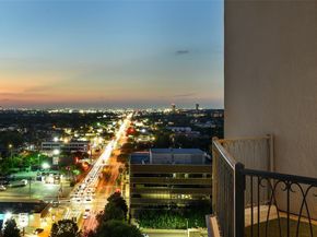 3505  Turtle Creek Boulevard  17E, Dallas Texas 75219
