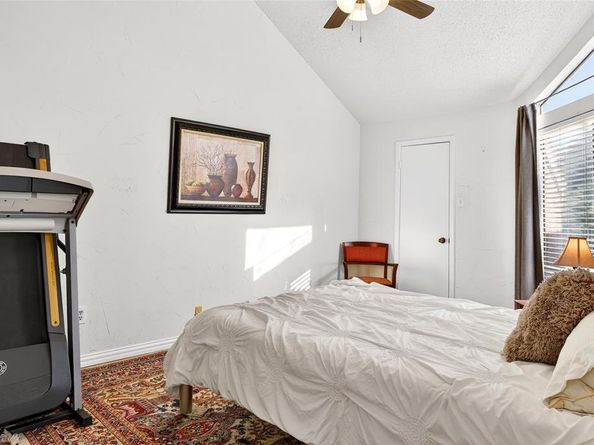 5550  Spring Valley Road  C36, Dallas Texas 75254