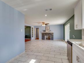 1530  Caravan Trail , Dallas Texas 75241