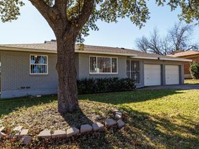 1530  Caravan Trail , Dallas Texas 75241